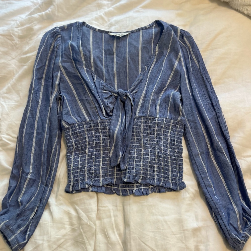 American Eagle Outfitters Gray and White Tie Front Smocked Blouse